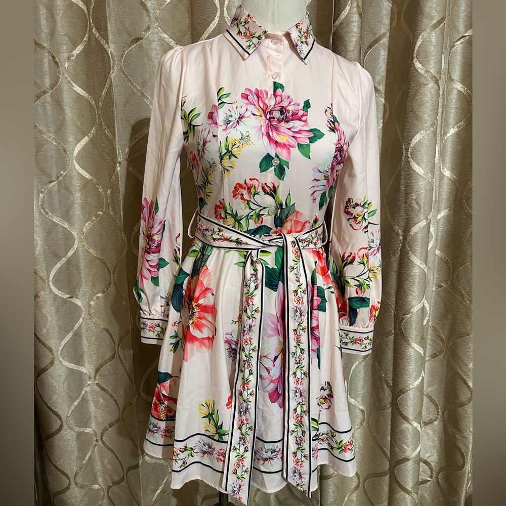 Dalia McPhee beautiful dress